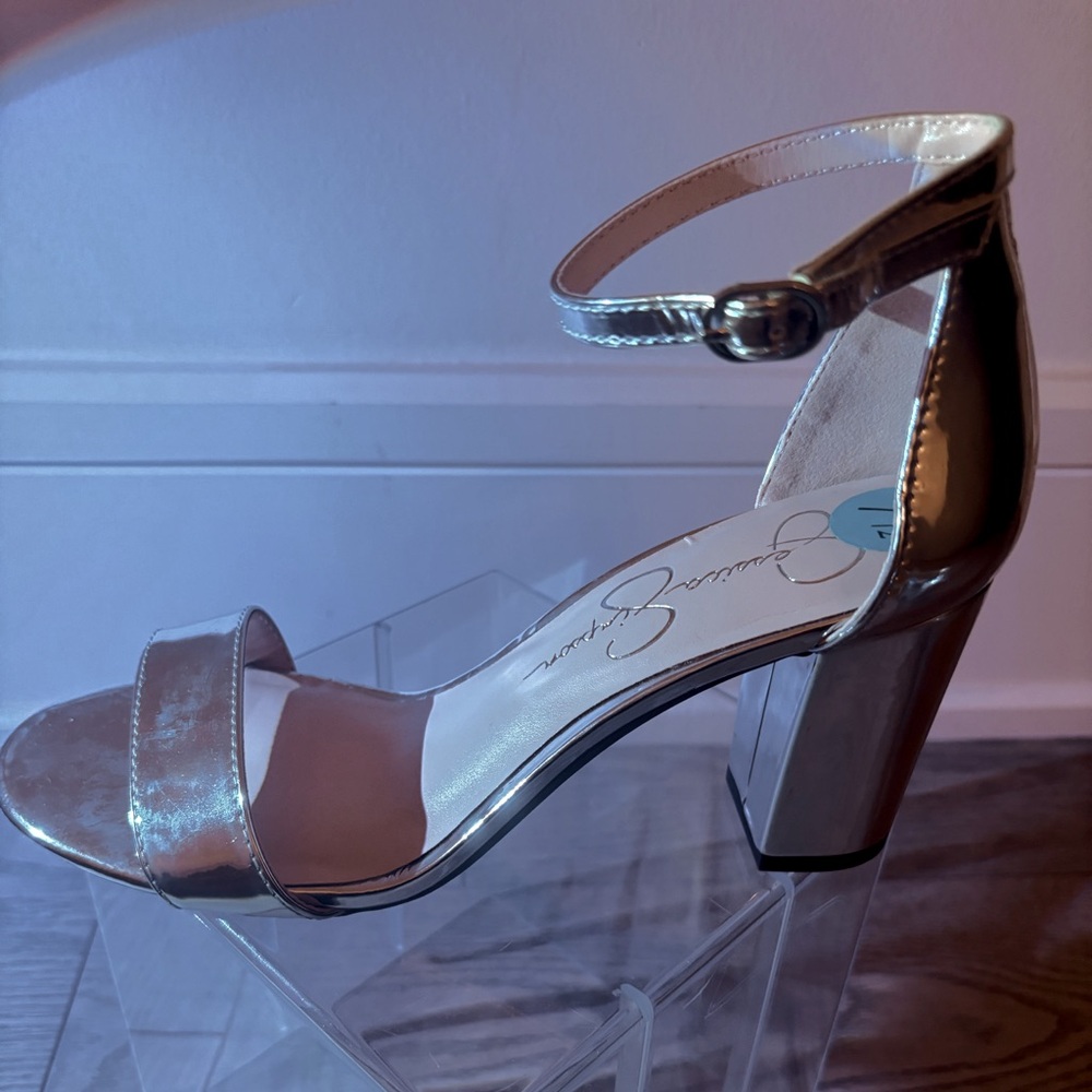 Silver heels from marshals